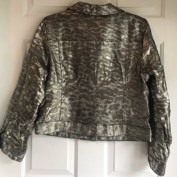 Chico’s size 1 black and gold short jacket. - Picture 5 of 8